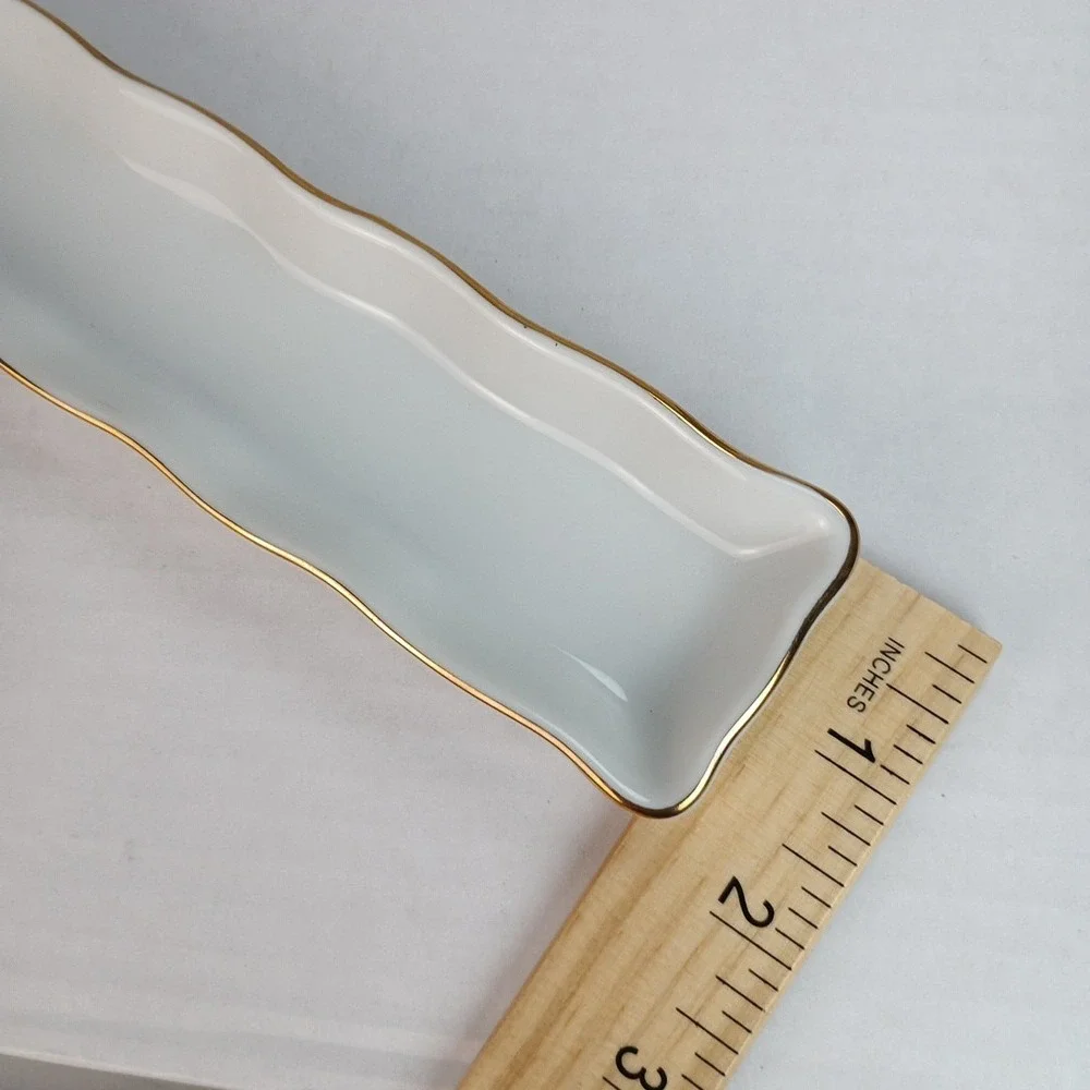 Set of 2 White Golden Heirloom Shafford Porcelain Trays With Gold Trim 8.5